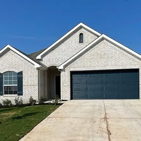 Quite Big Home Near Tesla & Cota